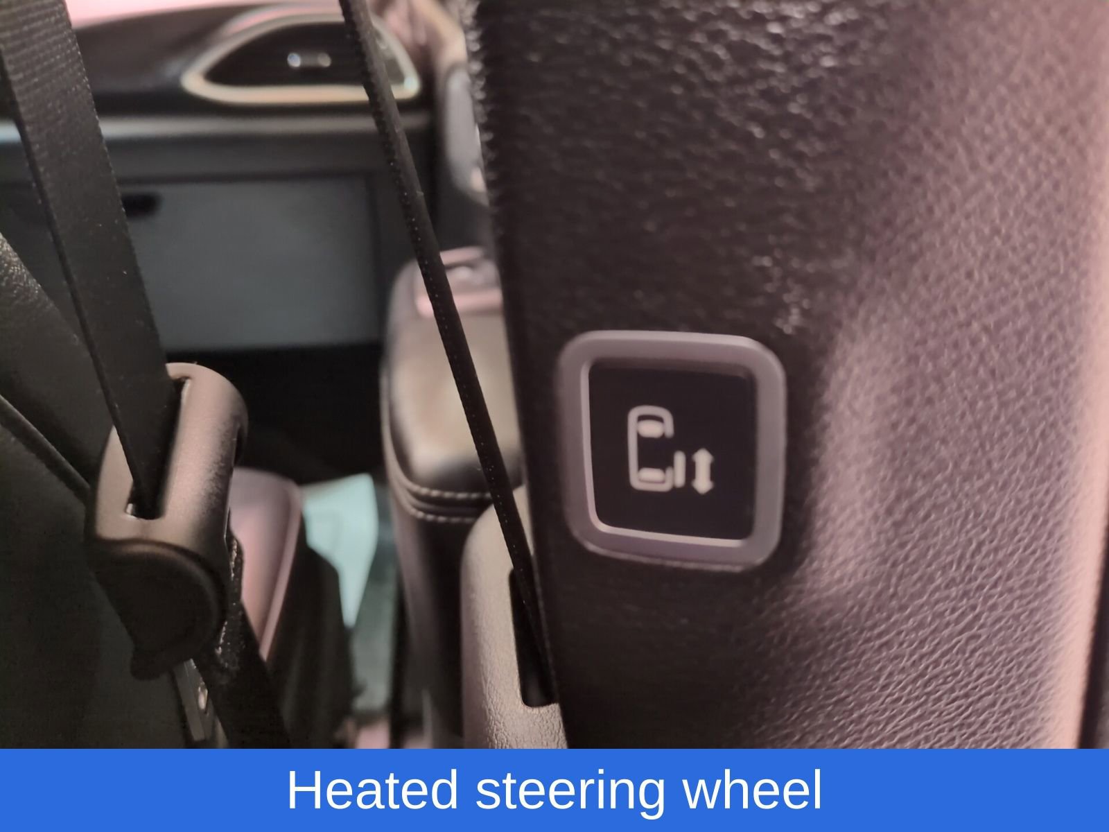 Used 2018 Chrysler Pacifica Touring-L Plus w/ S Appearance Package FWD image 11