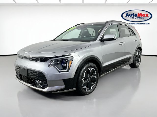 Used 2023 Kia Niro Wave w/ Wave Preserve Package
