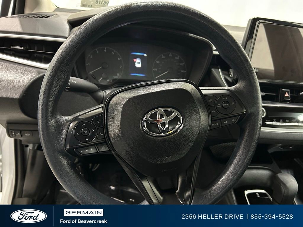 Used 2025 Toyota Corolla LE image 19