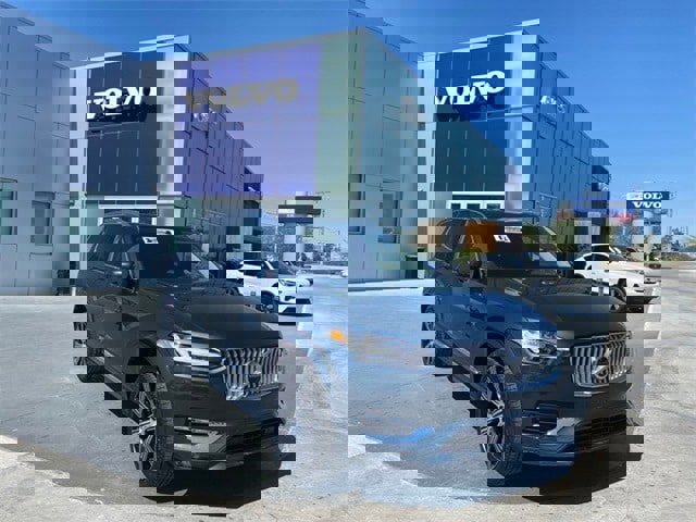 Certified 2025 Volvo XC90 B6 Plus w/ Protection Package Premier