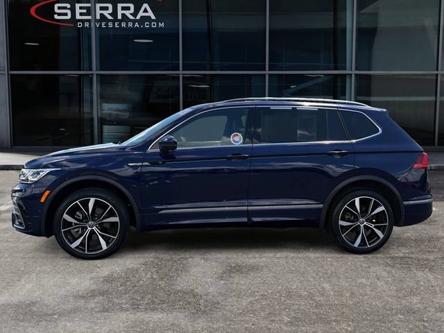 Used 2023 Volkswagen Tiguan SEL R-Line AWD/4WD image 2