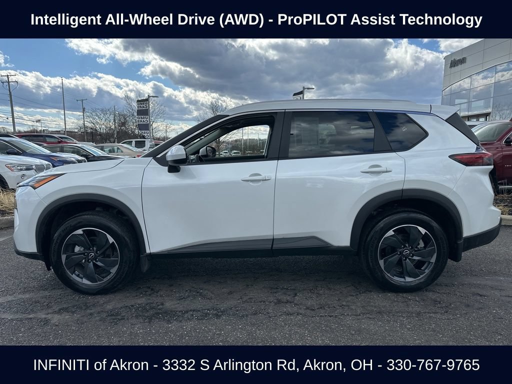 Used 2026 Nissan Rogue SV w/ SV Premium Package AWD/4WD image 8