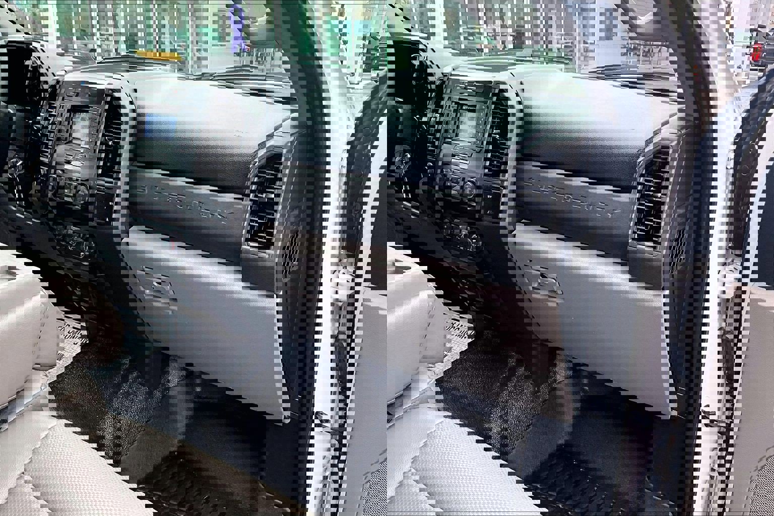 Used 2021 Ford F250 XL w/ Power Equipment Group image 17