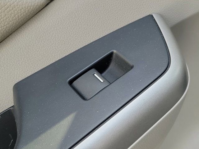 Used 2013 Honda CR-V EX-L image 17