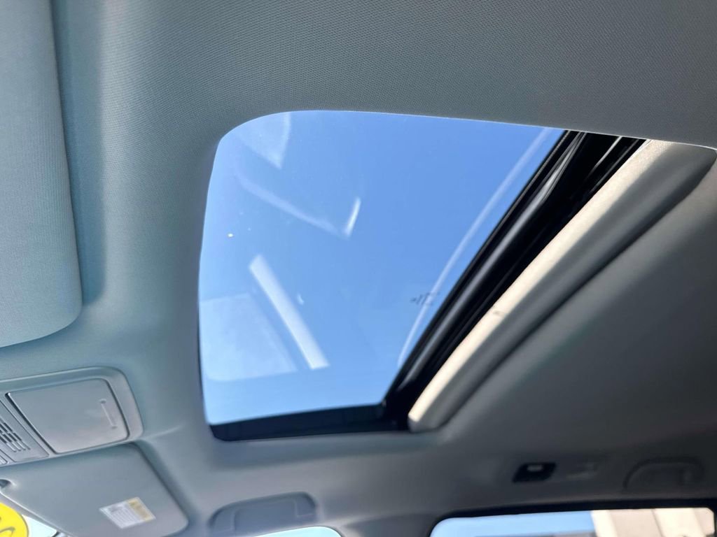 Used 2025 Honda Odyssey EX-L image 38