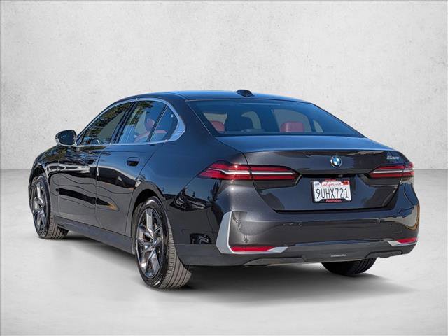 Used 2026 BMW 530i w/ Premium Package image 8