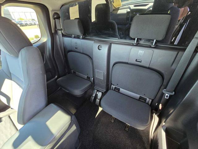 Used 2022 Nissan Frontier S w/ Technology Package RWD image 16