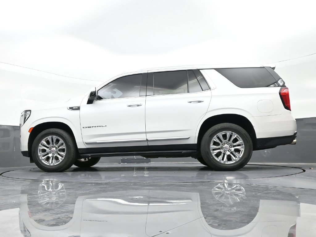 Used 2021 GMC Yukon Denali w/ Advanced Technology Package AWD/4WD image 24