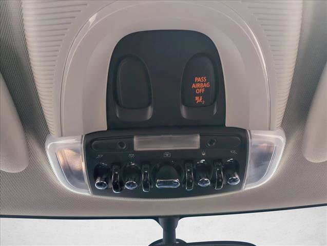 Used 2019 MINI Cooper 2-Door Hardtop w/ Storage Package image 11