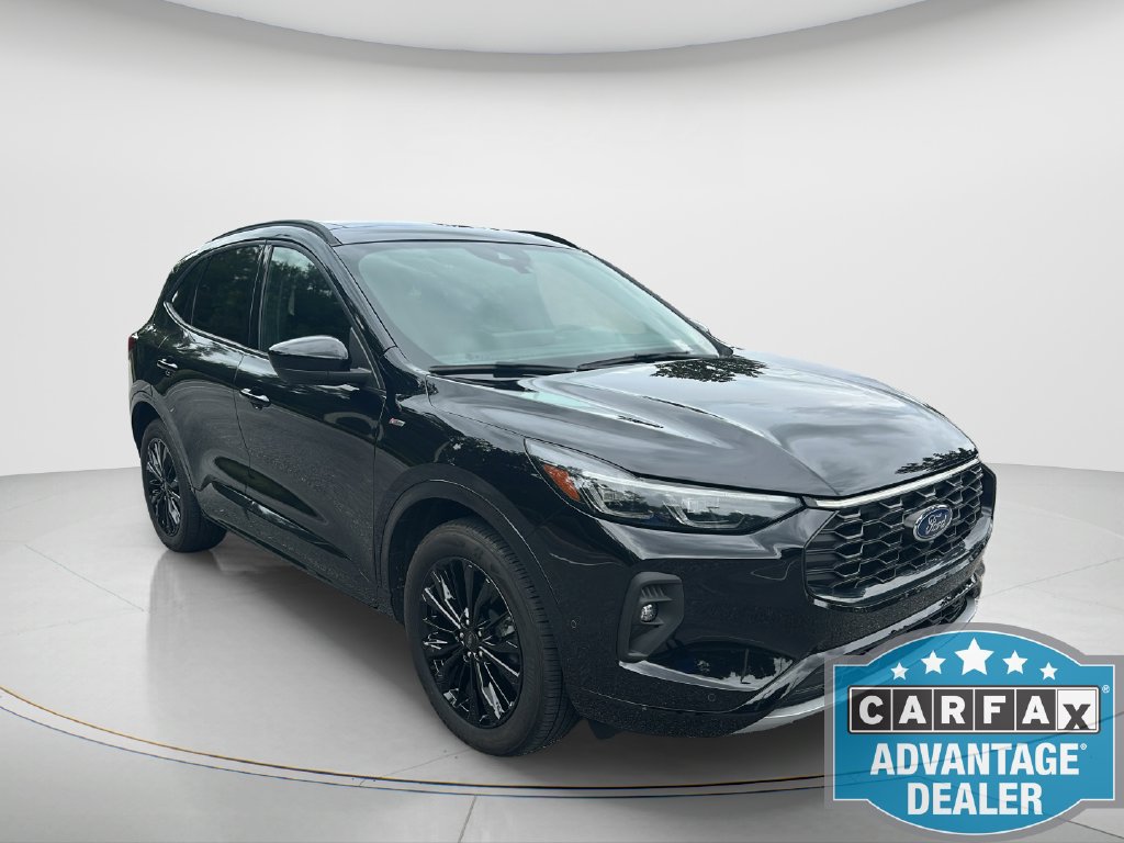 Used 2024 Ford Escape ST-Line Elite w/ Premium Technology Package AWD/4WD image 3