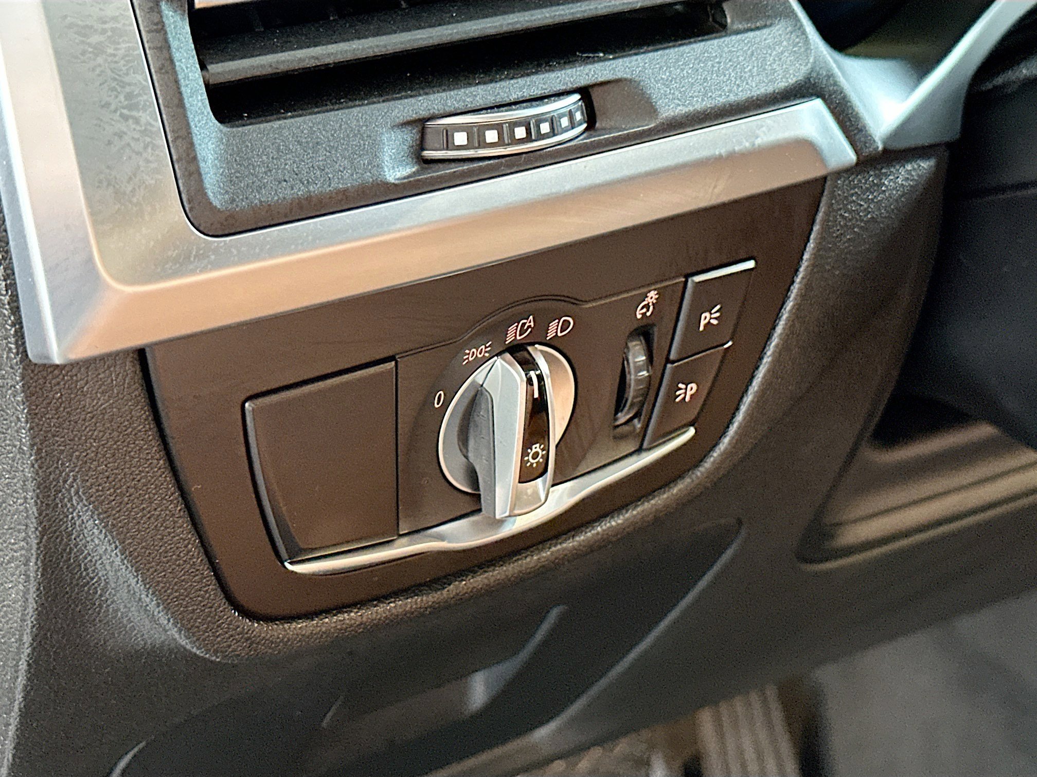 Certified 2022 BMW X3 sDrive30i w/ Premium Package 2 image 10