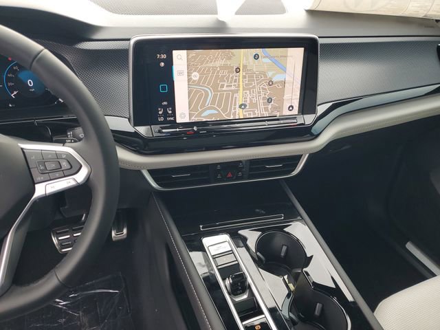 New 2026 Volkswagen Atlas Cross Sport SEL Premium R-Line AWD/4WD image 25