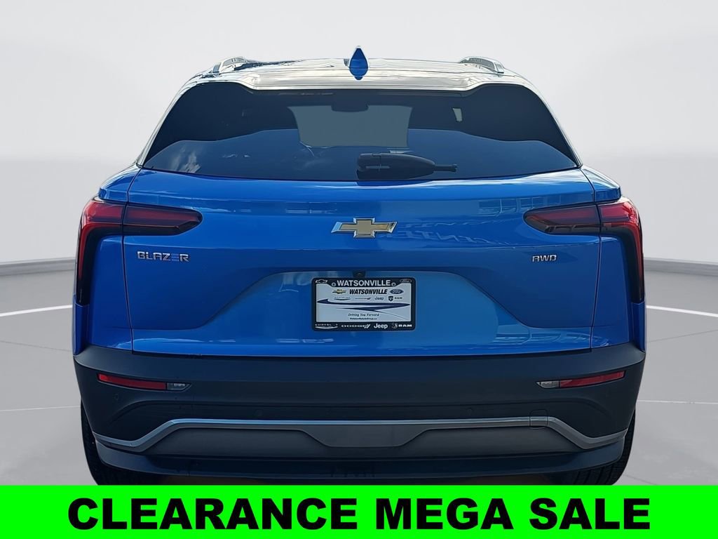 New 2024 Chevrolet Blazer EV LT image 4