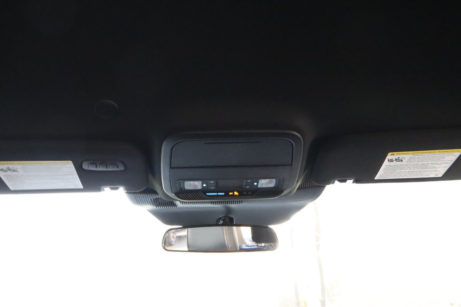 Used 2025 Ford Explorer ST-Line AWD/4WD image 33