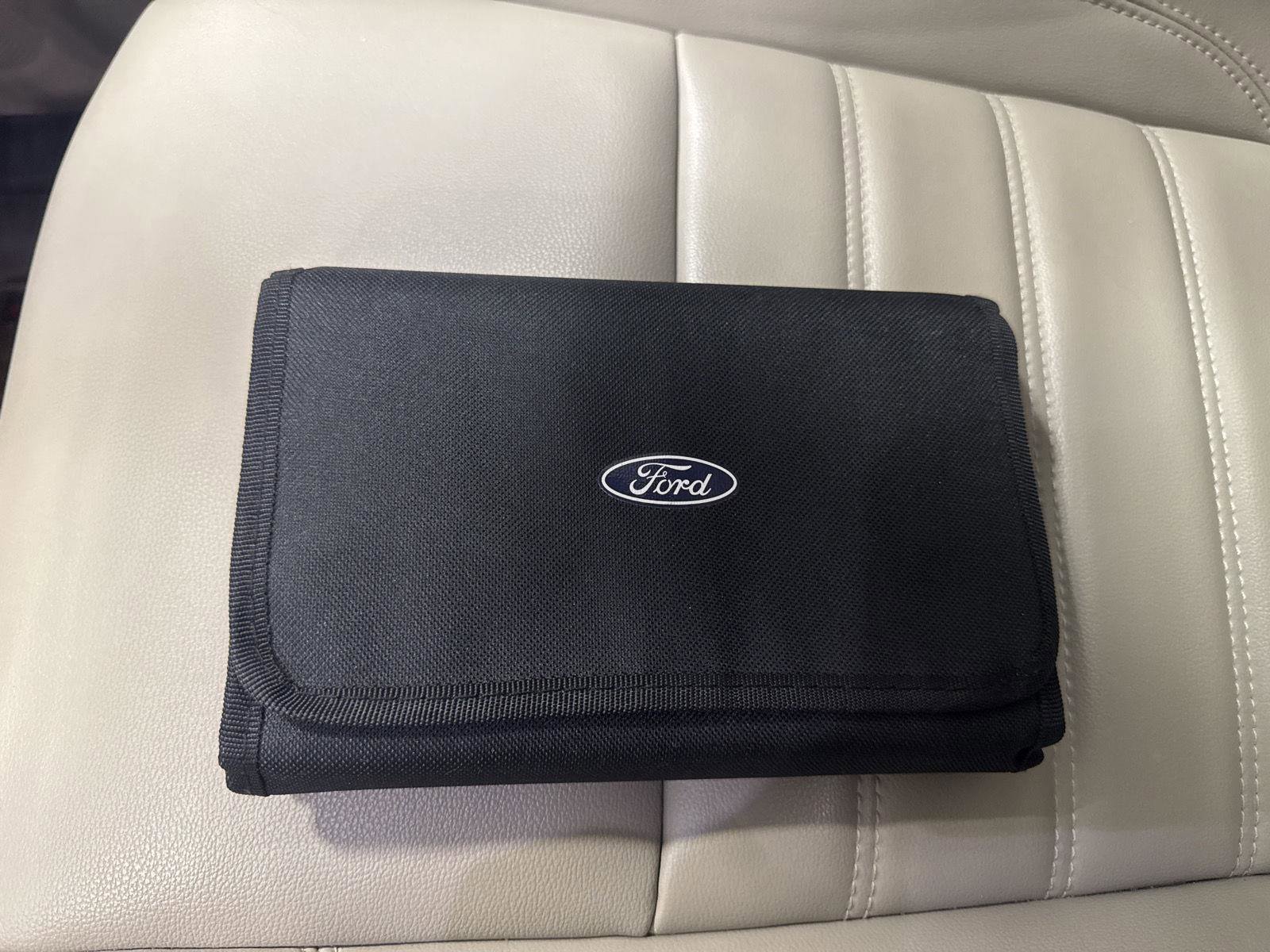 Used 2019 Ford Escape SEL AWD/4WD image 22