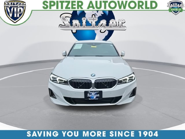 Used 2023 BMW 330i xDrive Sedan w/ Premium Package AWD/4WD image 4