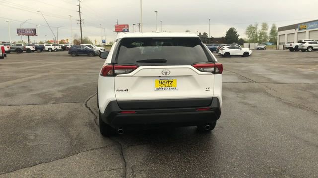 Used 2025 Toyota RAV4 LE AWD/4WD image 7