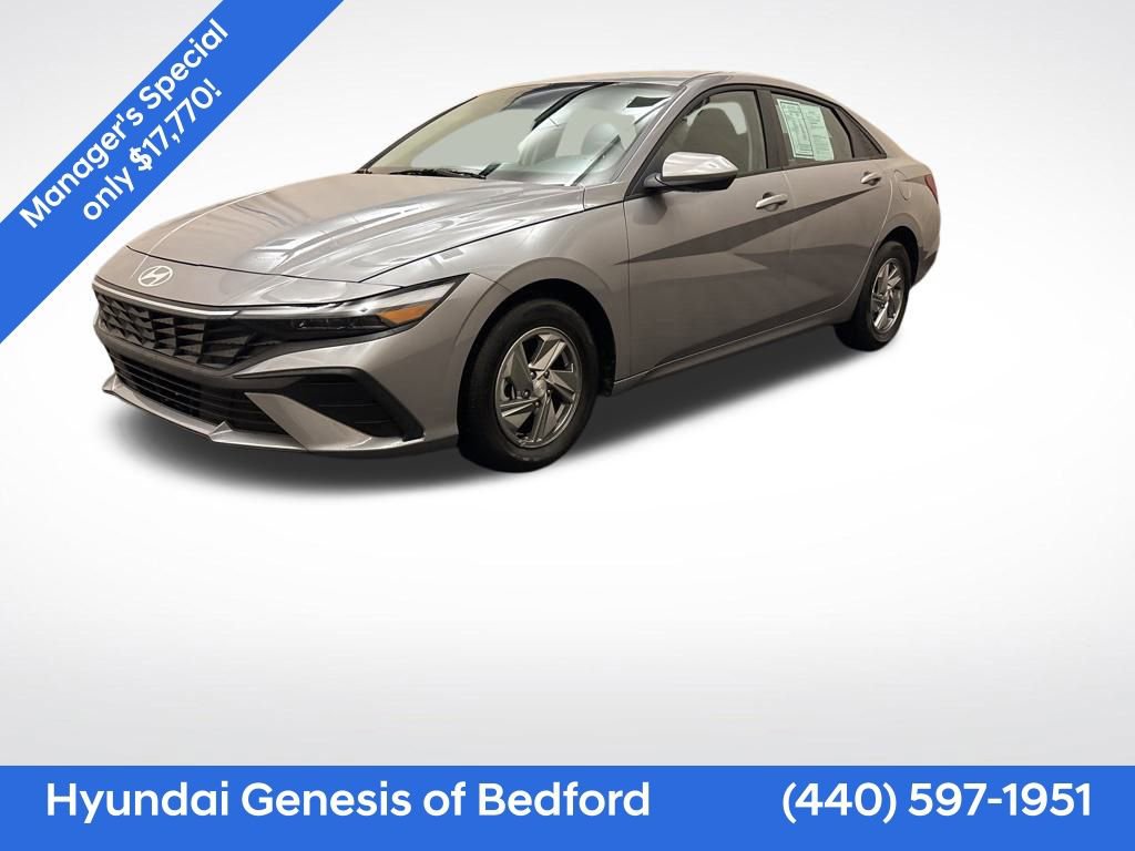 Certified 2025 Hyundai Elantra SE