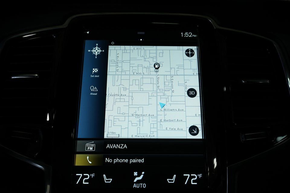 Used 2022 Volvo XC90 T8 R-Design w/ Advanced Package image 30