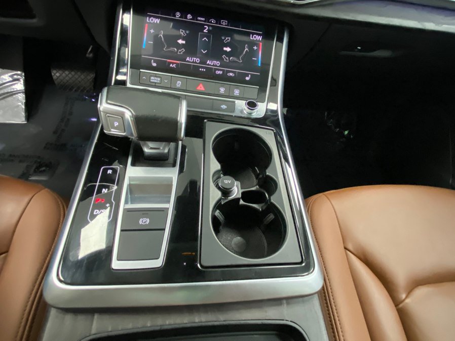 Used 2022 Audi Q8 Premium AWD/4WD image 29