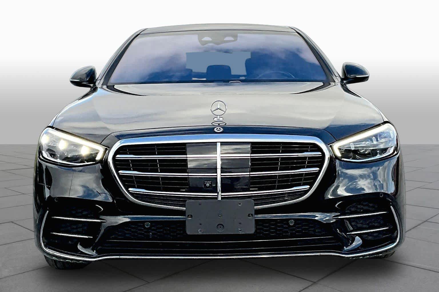 Certified 2022 Mercedes-Benz S 500 4MATIC w/ AMG Line Package image 4