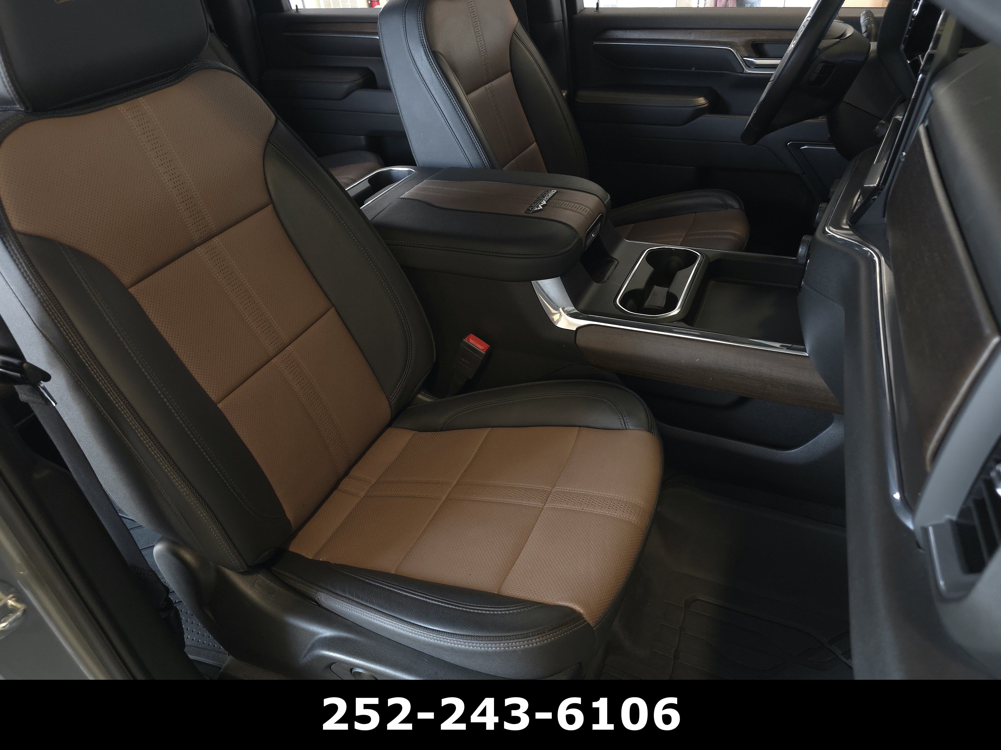 Used 2024 Chevrolet Silverado 2500 High Country w/ Technology Package AWD/4WD image 34