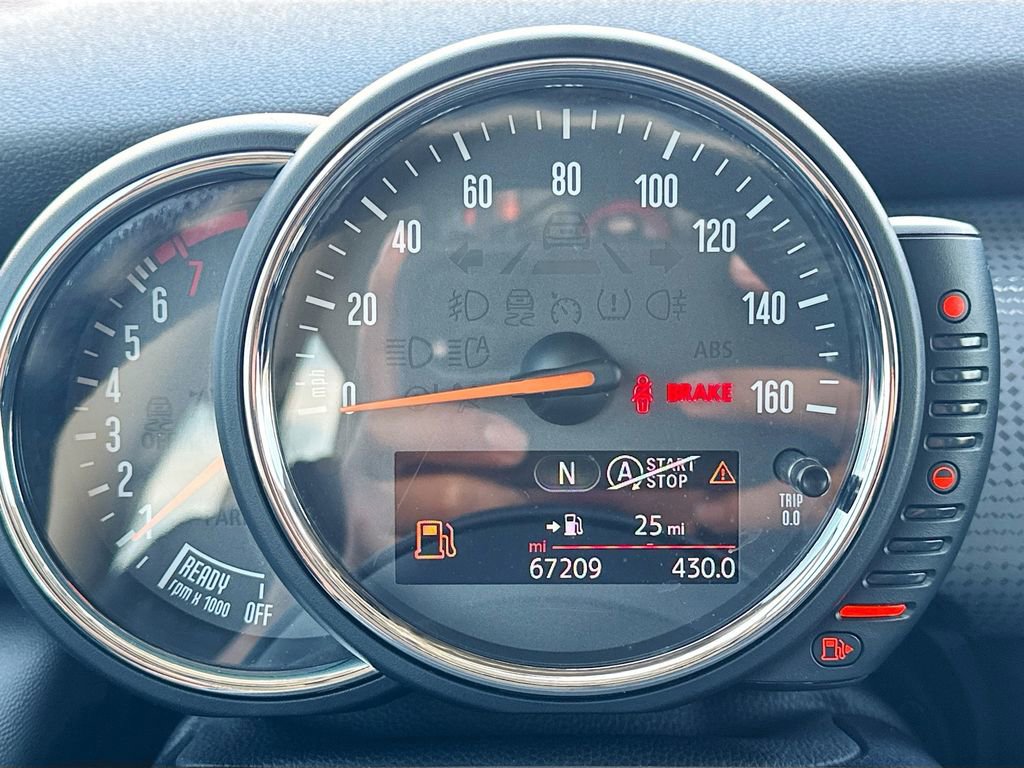 Used 2017 MINI Cooper 2-Door Hardtop image 15
