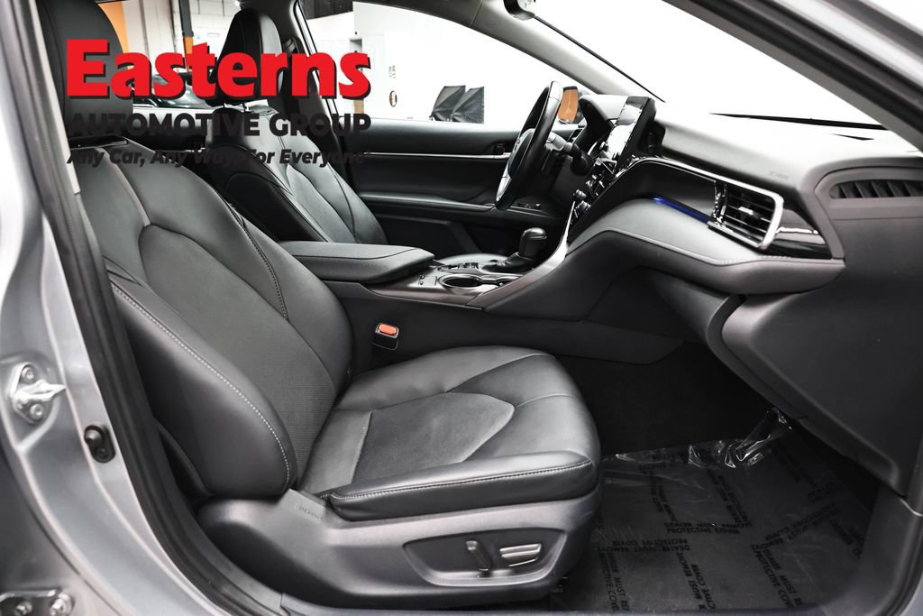 Used 2023 Toyota Camry XSE FWD image 25
