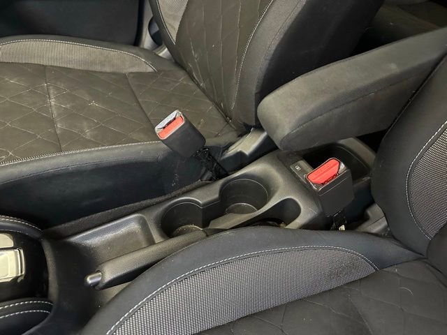 Used 2018 Nissan Kicks S FWD image 30