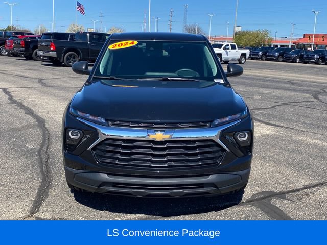 Certified 2024 Chevrolet TrailBlazer LS w/ LS Convenience Package FWD image 2