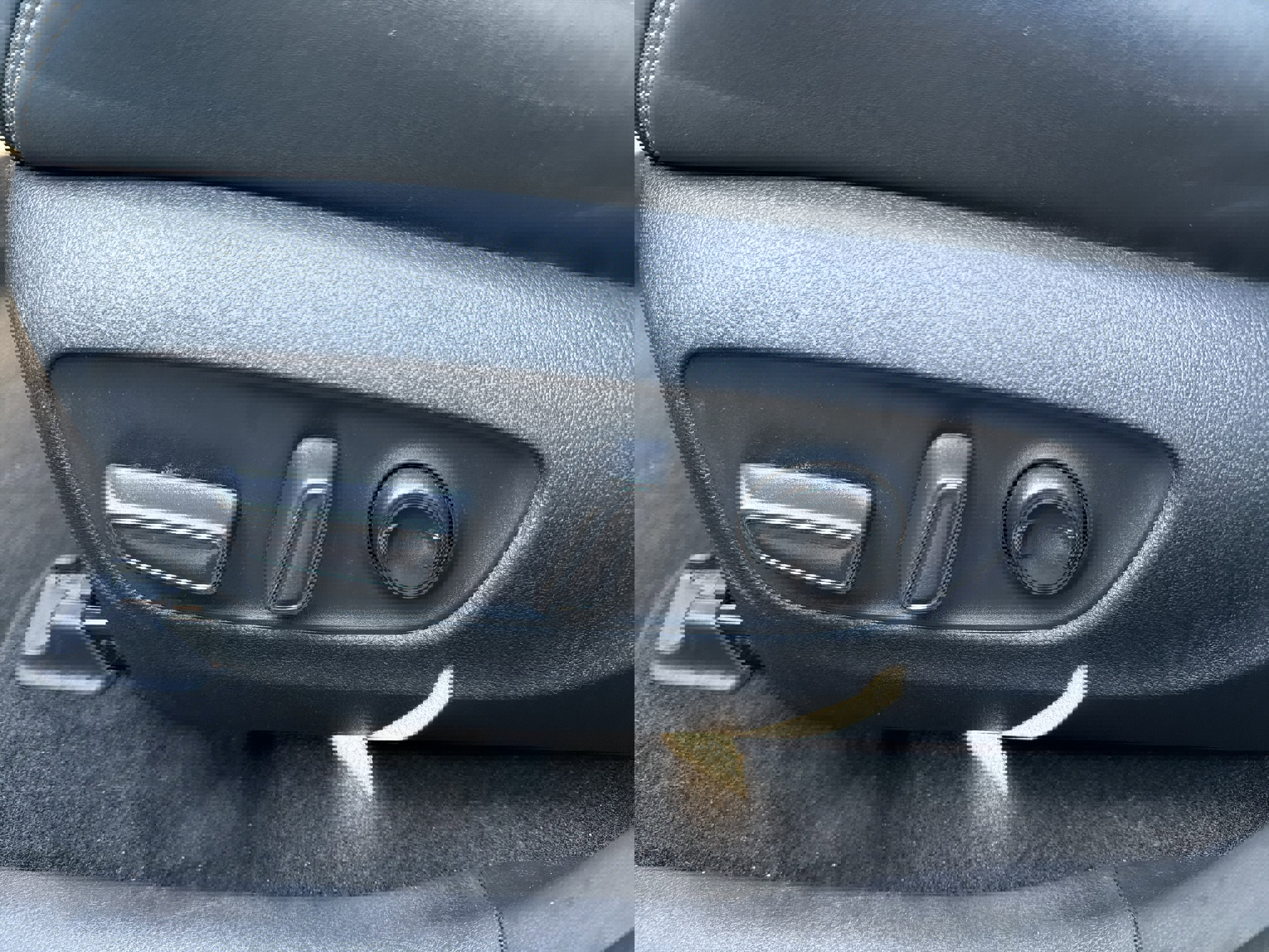 Used 2023 Toyota RAV4 XLE Premium image 9