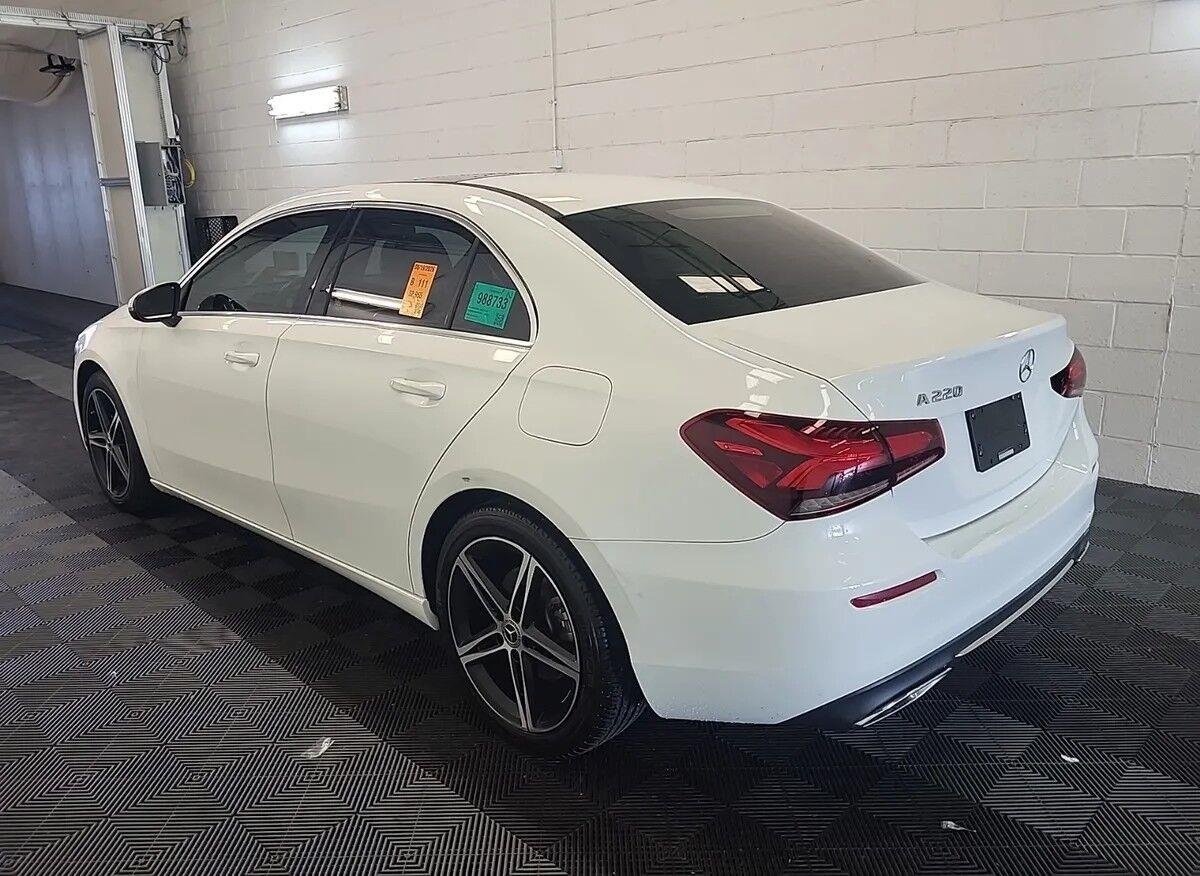 Used 2019 Mercedes-Benz A 220 image 4