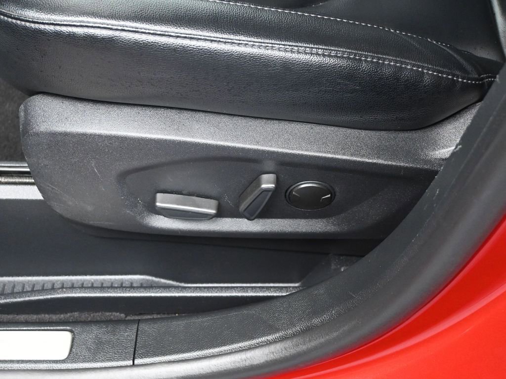 Used 2024 Ford Edge Titanium image 13