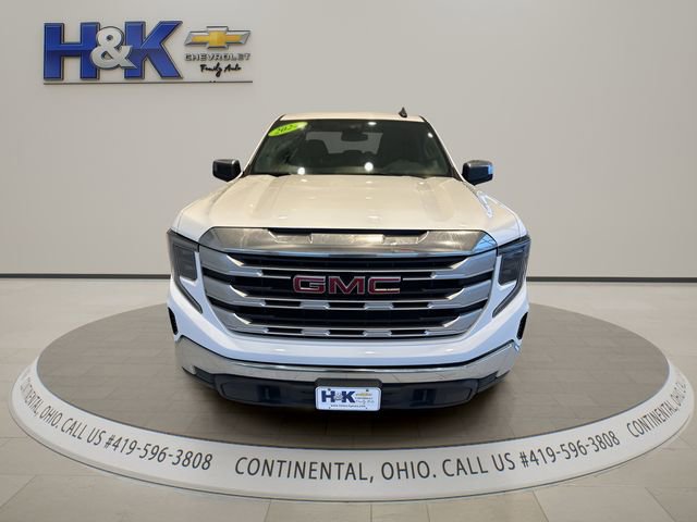 Used 2024 GMC Sierra 1500 SLE image 2