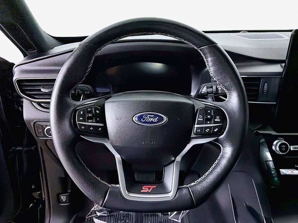 Used 2023 Ford Explorer ST w/ Equipment Group 401A AWD/4WD image 38