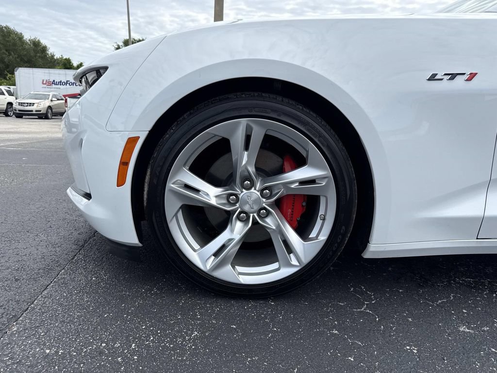 Used 2022 Chevrolet Camaro LT w/ RS Package RWD image 10