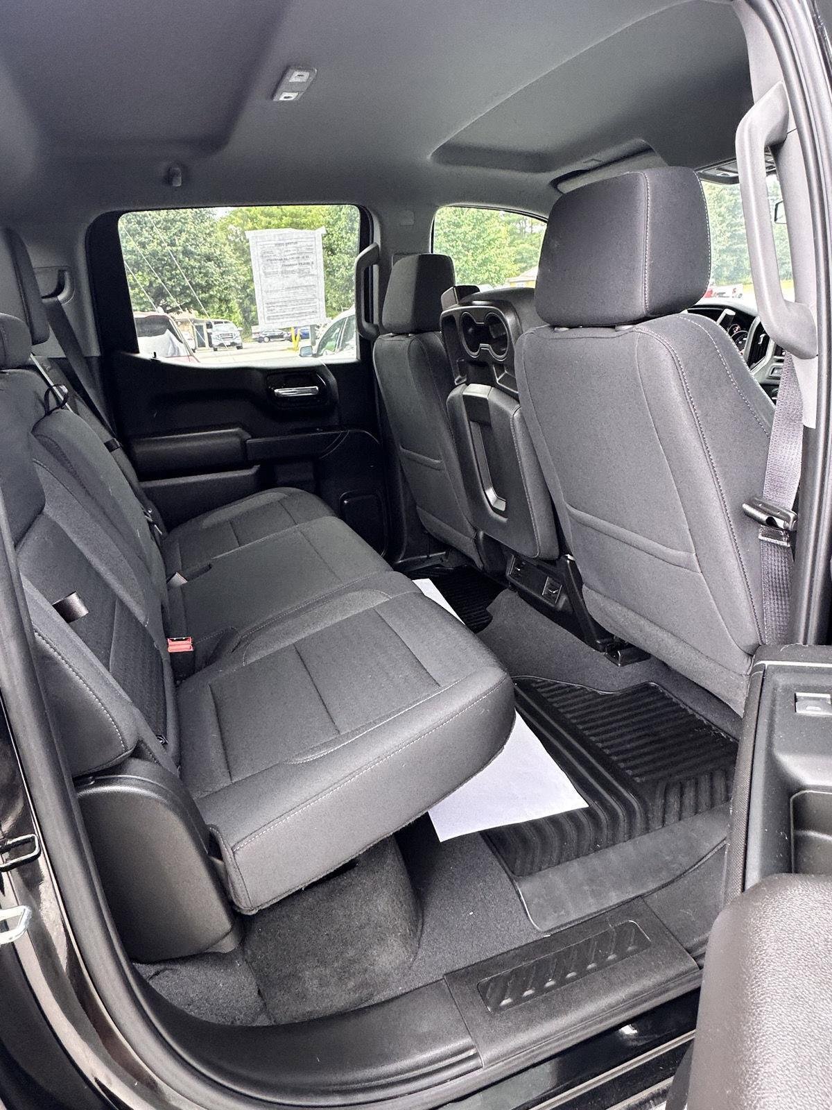 Used 2023 Chevrolet Silverado 1500 Custom image 6