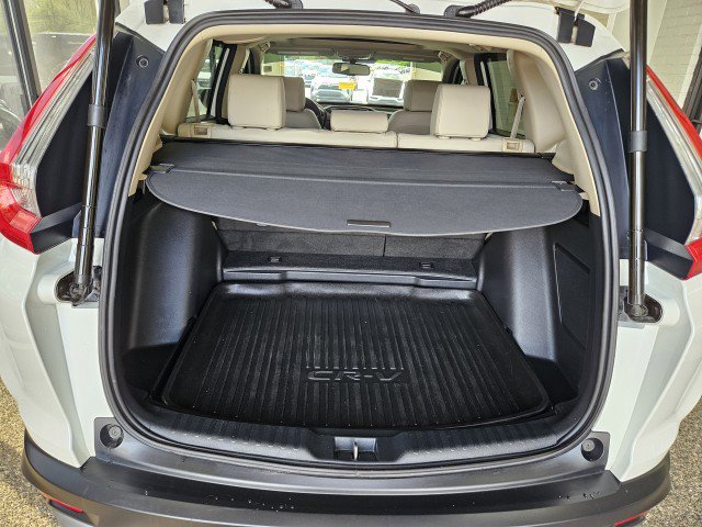 Used 2018 Honda CR-V Touring image 11