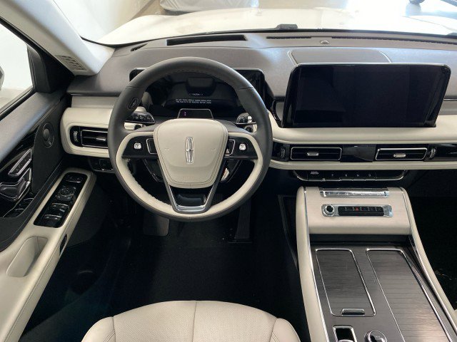 New 2025 Lincoln Aviator Reserve w/ Jet Appearance Package image 12