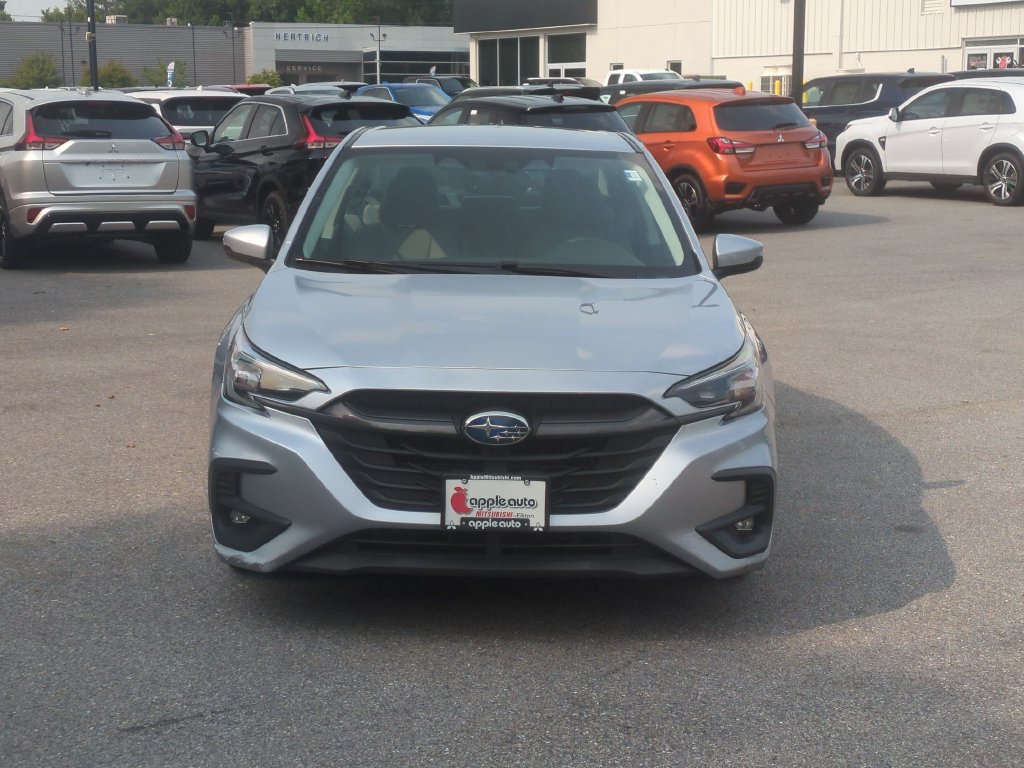 Used 2024 Subaru Legacy Premium AWD/4WD image 2