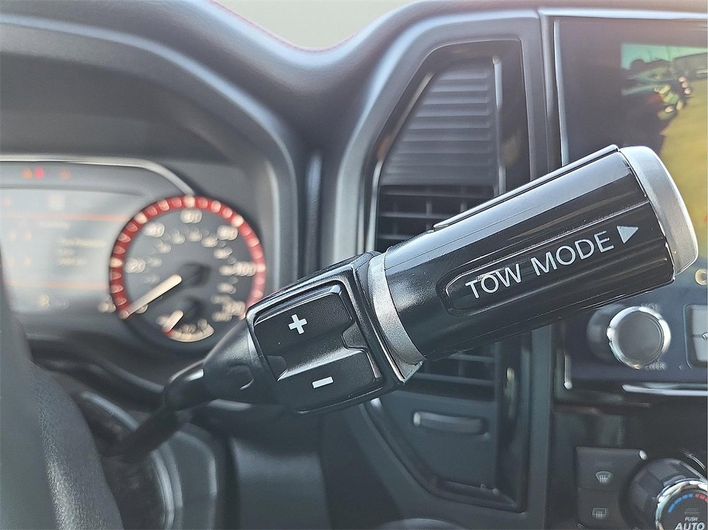 Used 2021 Nissan Titan PRO-4X w/ Off Road Protection Package image 16