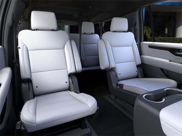 New 2026 Chevrolet Suburban Premier image 18