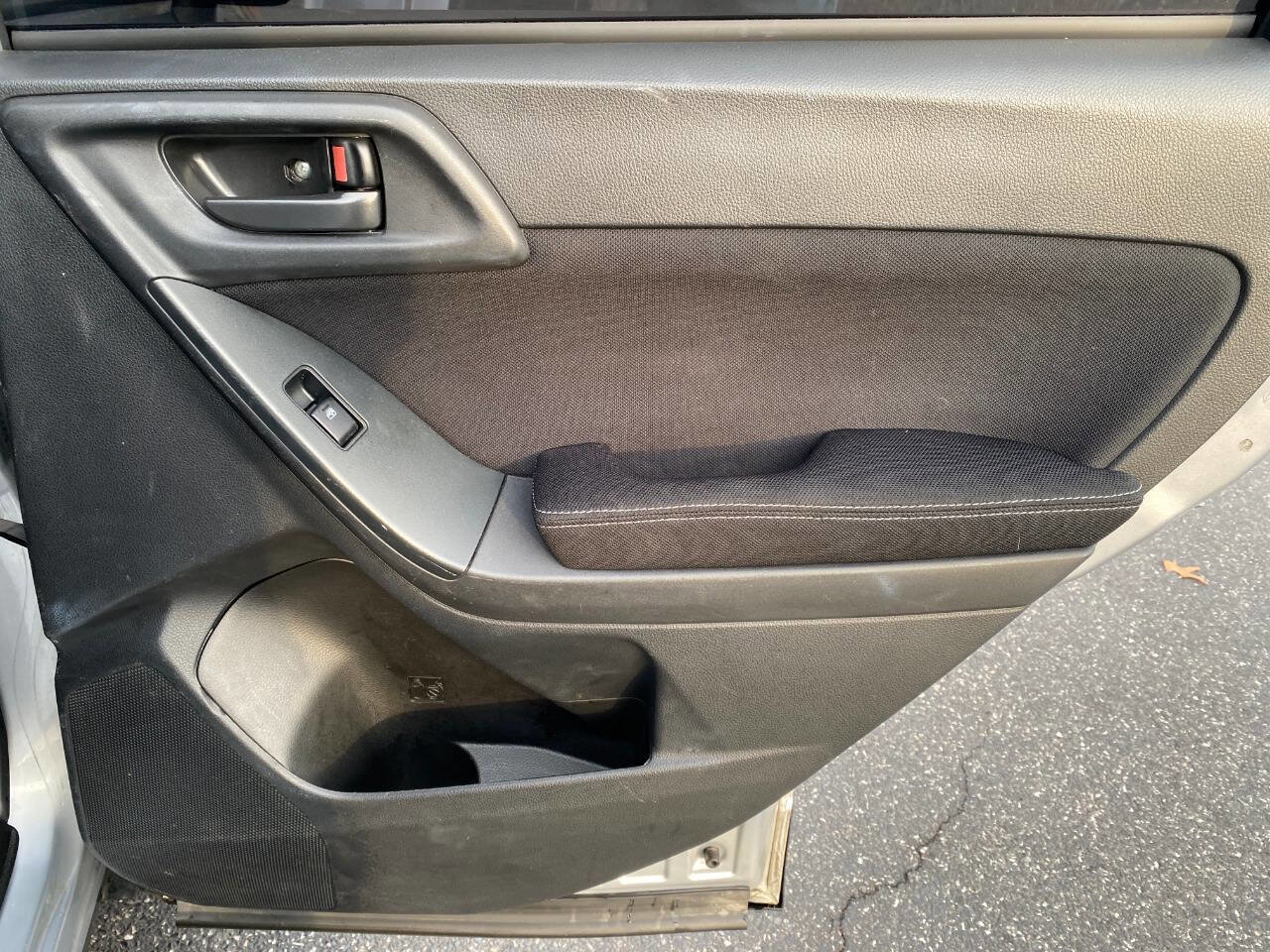 Used 2014 Subaru Forester 2.5i Premium w/ Protection Package #1 image 28