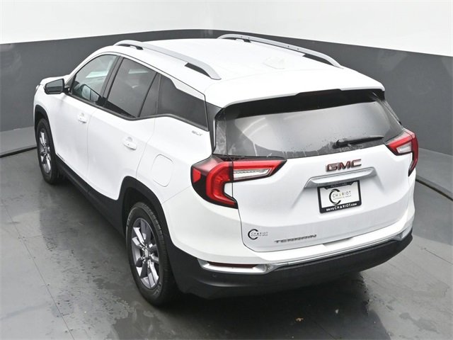 Used 2023 GMC Terrain SLT w/ LPO, Floor Liner Package image 41