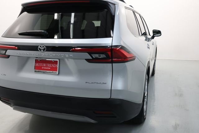 Used 2024 Toyota Grand Highlander Platinum image 62