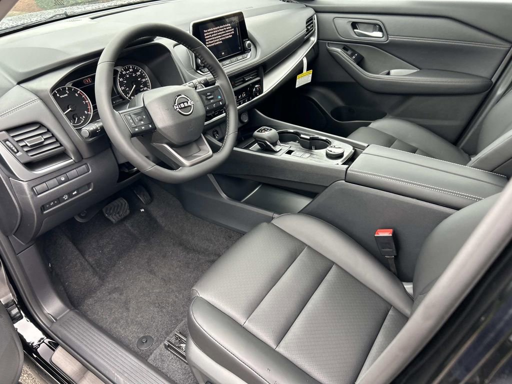 New 2026 Nissan Rogue Dark Armor AWD/4WD image 14