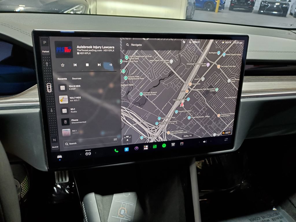 Used 2022 Tesla Model S AWD/4WD image 29