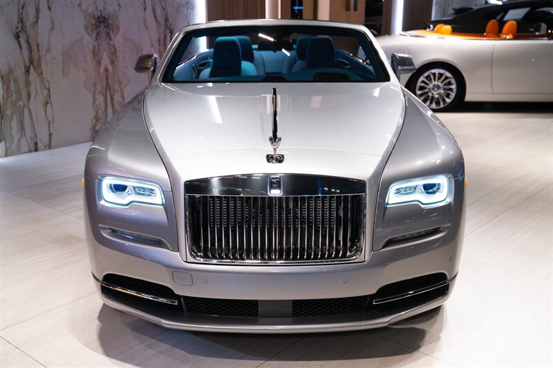 Used 2016 Rolls-Royce Dawn RWD image 8