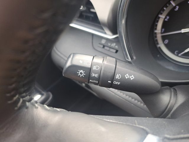 Certified 2020 Toyota Highlander Limited AWD/4WD image 25