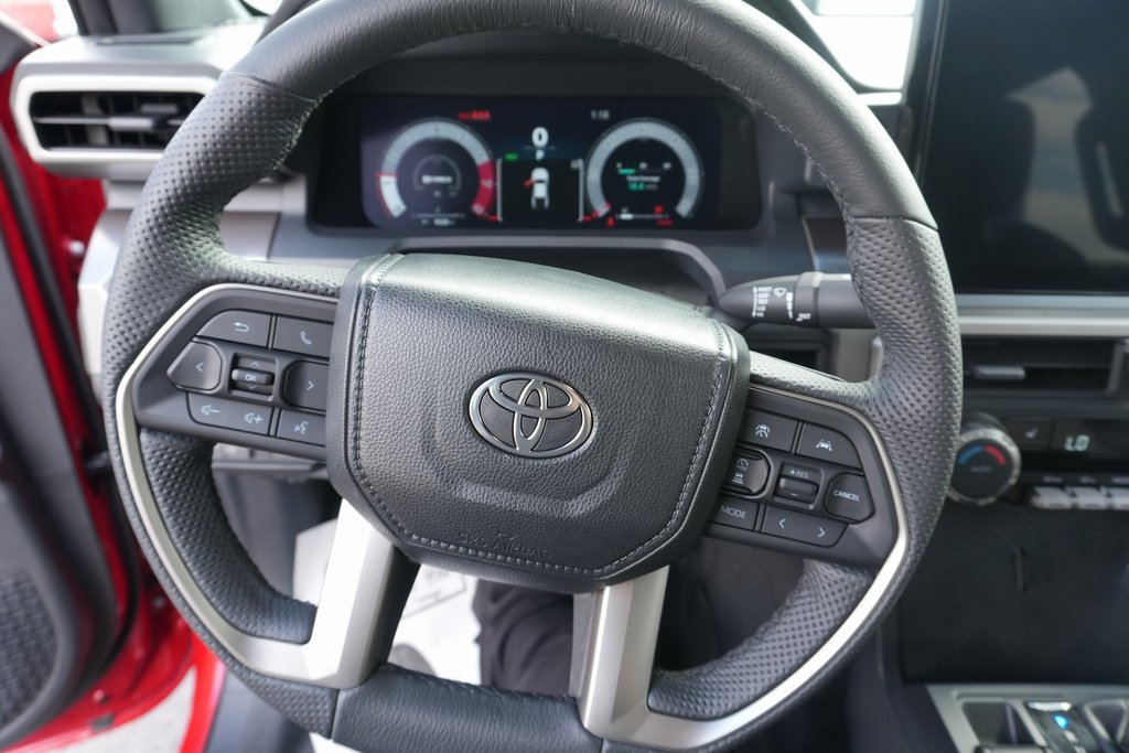 Used 2024 Toyota Tacoma TRD Off-Road image 17